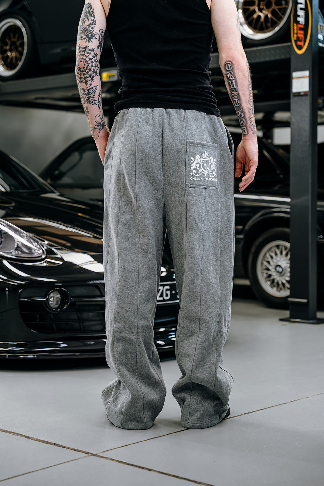 Wide Leg Pin-tuck Sweatpant | Grey