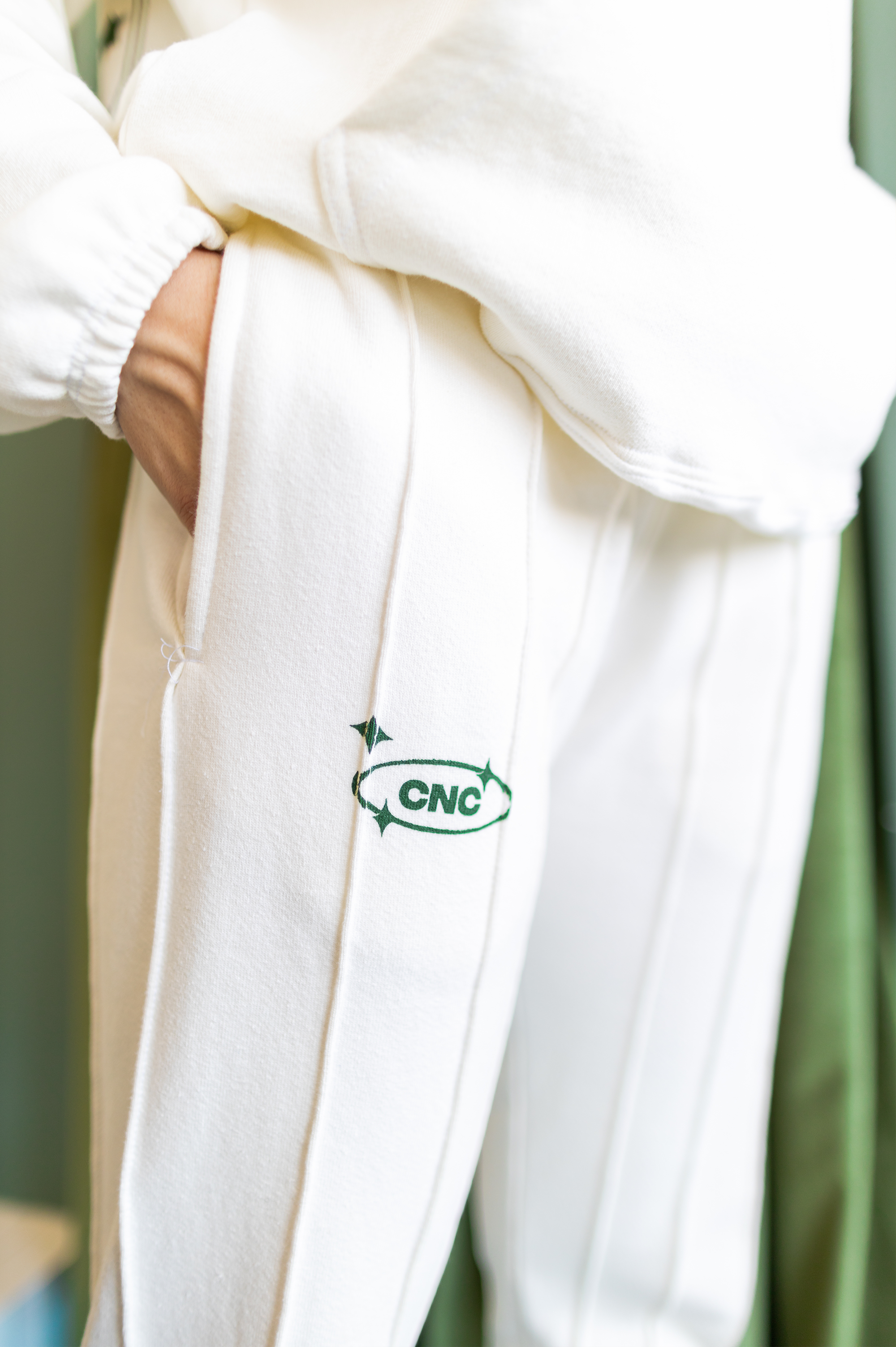 Pin-tuck Pinstripe Sweatpants | Ivory